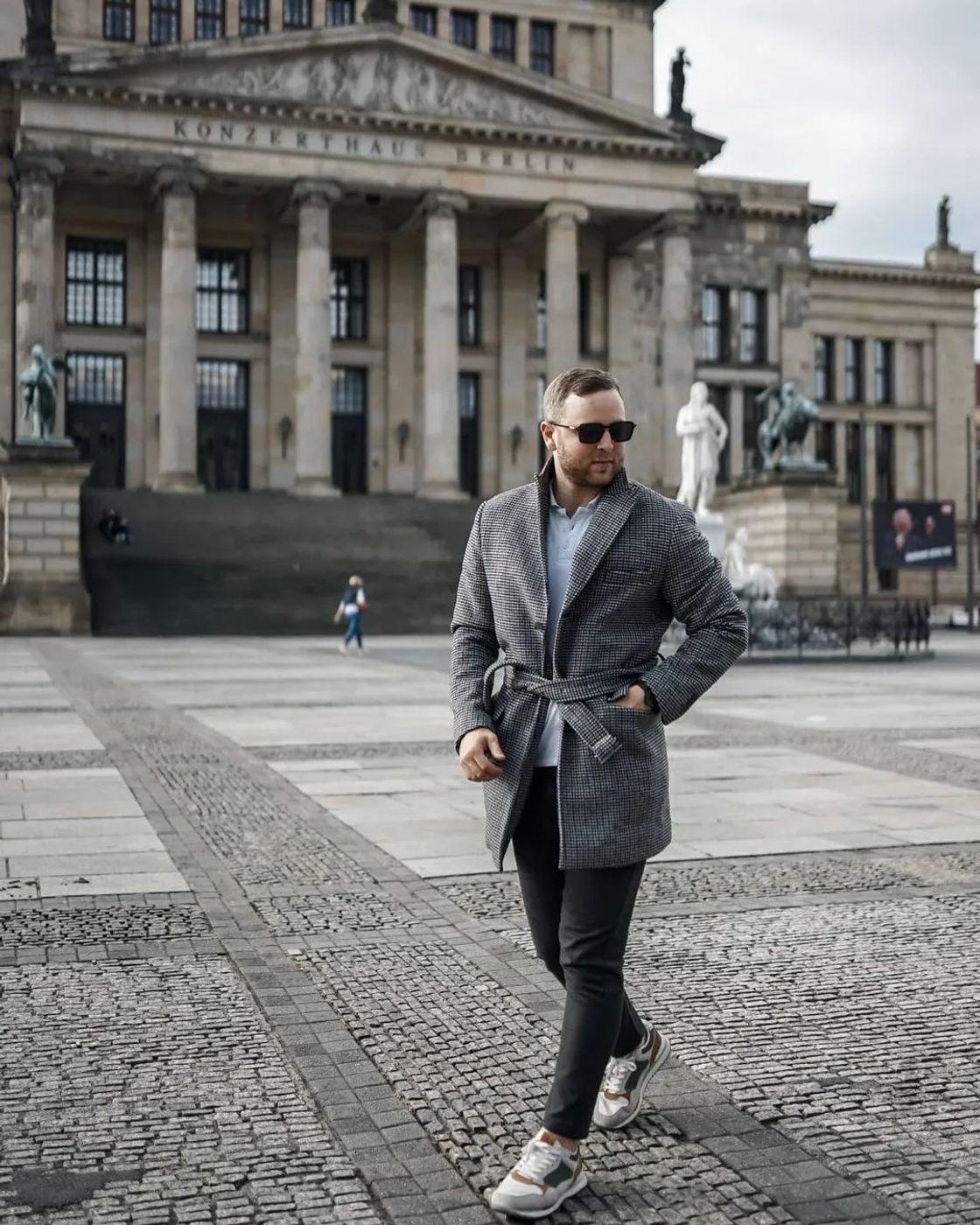 Grey fall outfit for men